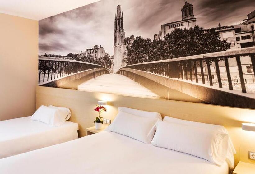 Номер Стандарт Трехместный, B&b Hotel Girona 3