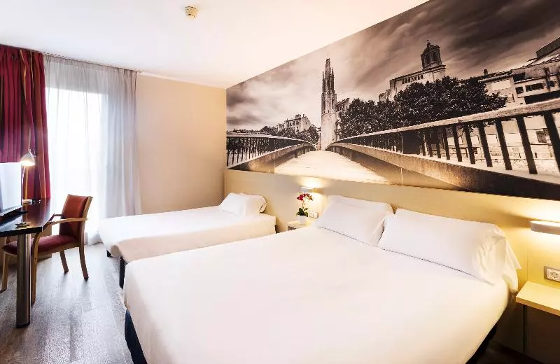 اتاق خانوادگی, B&b Hotel Girona 3
