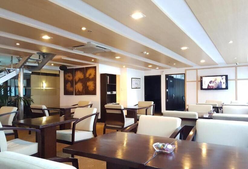 اتاق استاندارد پلاس, Cebu Parklane International