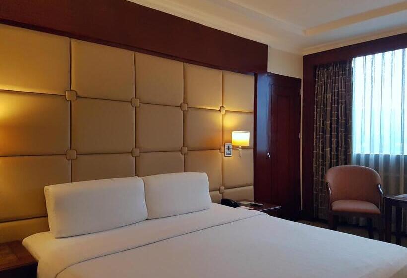 اتاق استاندارد پلاس, Cebu Parklane International