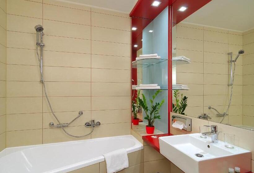 スタンダードシングルルーム, Promenade City