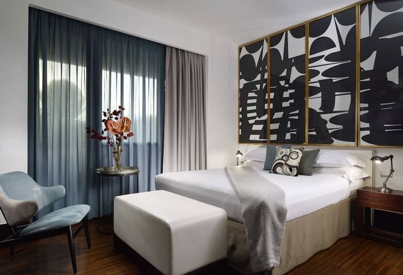 اتاق راحتی, Pulitzer