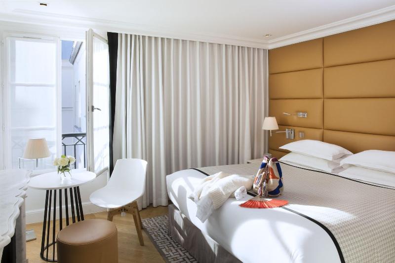 חדר סופריור, Pulitzer