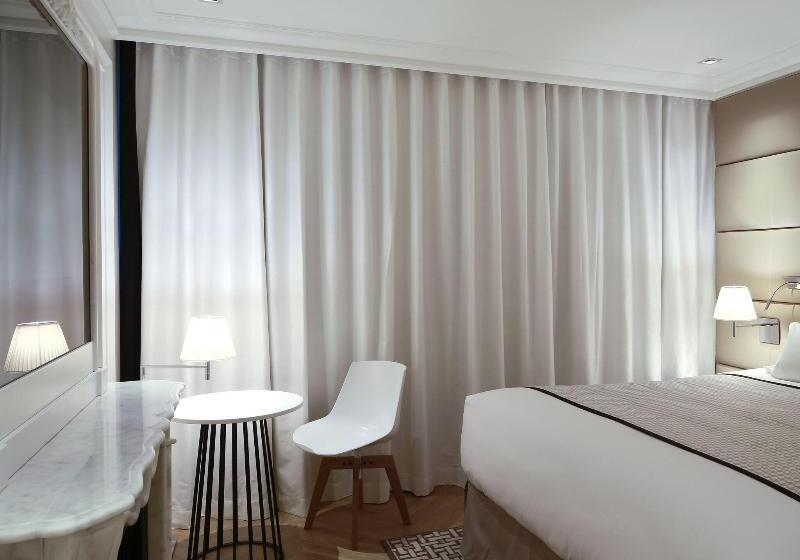 חדר סופריור, Pulitzer