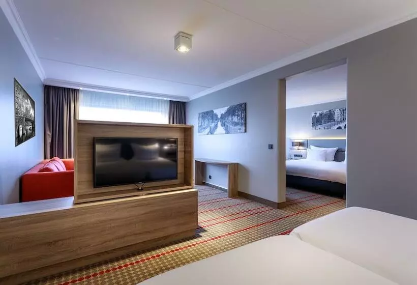スイート（家族用）, Ramada By Wyndham Amsterdam Airport Schiphol
