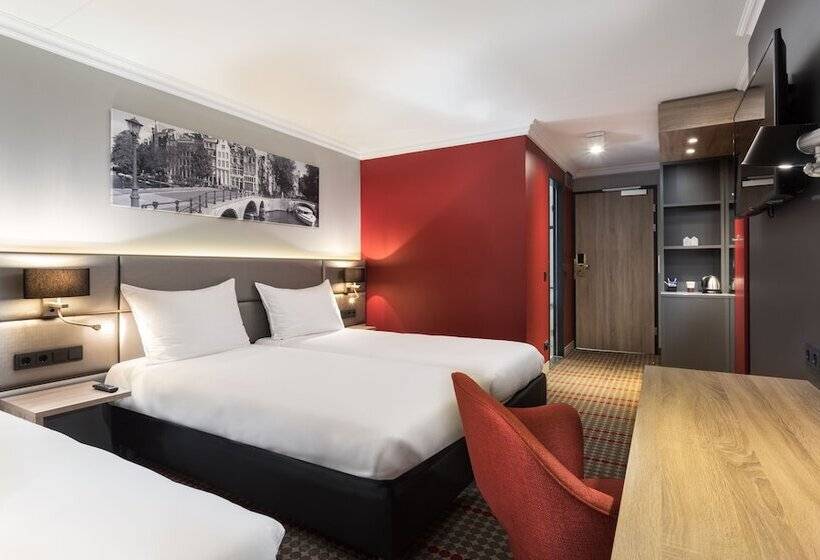高级三人间, Ramada By Wyndham Amsterdam Airport Schiphol