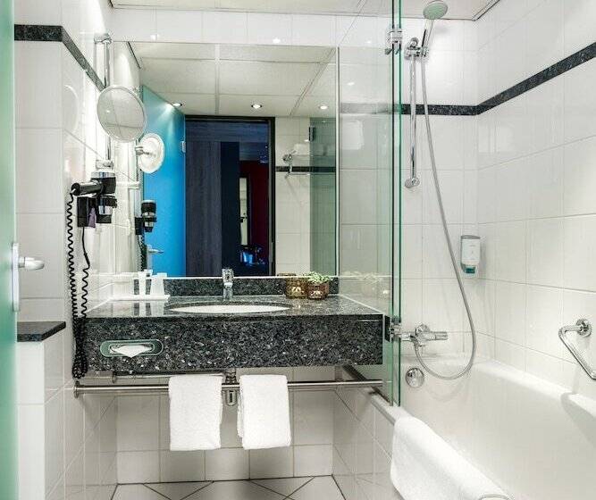 Люкс Superior, Ramada By Wyndham Amsterdam Airport Schiphol