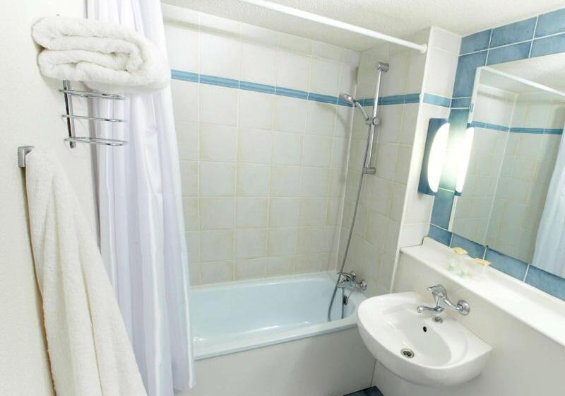 Номер Superior, Ramada By Wyndham Amsterdam Airport Schiphol