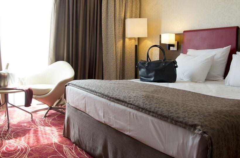 חדר סטנדרט, Ramada Sibiu