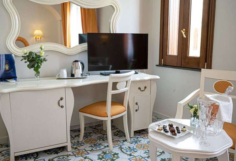 חדר סטנדרט לשלושה, Villa Le Zagare Relais & Spa