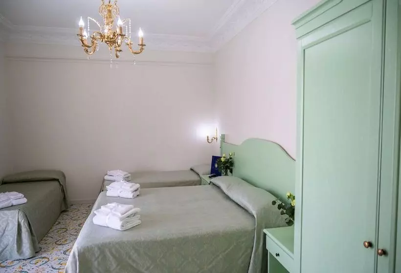 اتاق استاندارد چهار تخته, Villa Le Zagare Relais & Spa