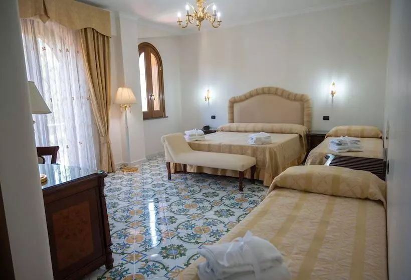 اتاق استاندارد چهار تخته, Villa Le Zagare Relais & Spa
