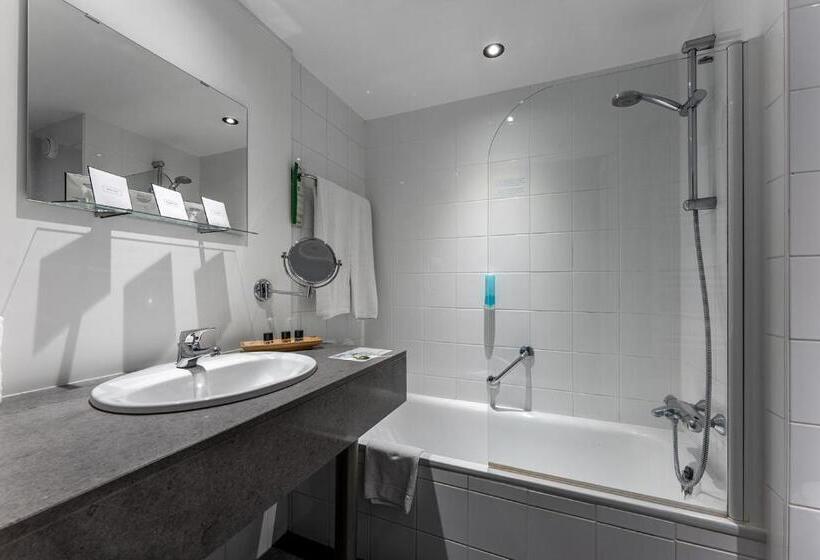 Номер Классика Кровать Кинг, Velotel Brugge