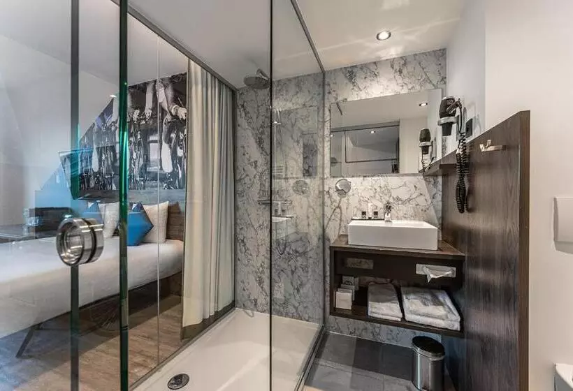 اتاق سوپریور با تخت بزرگ, Velotel Brugge