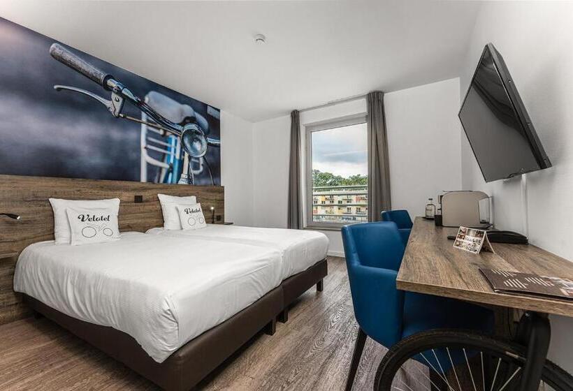 Номер Комфорт, Velotel Brugge