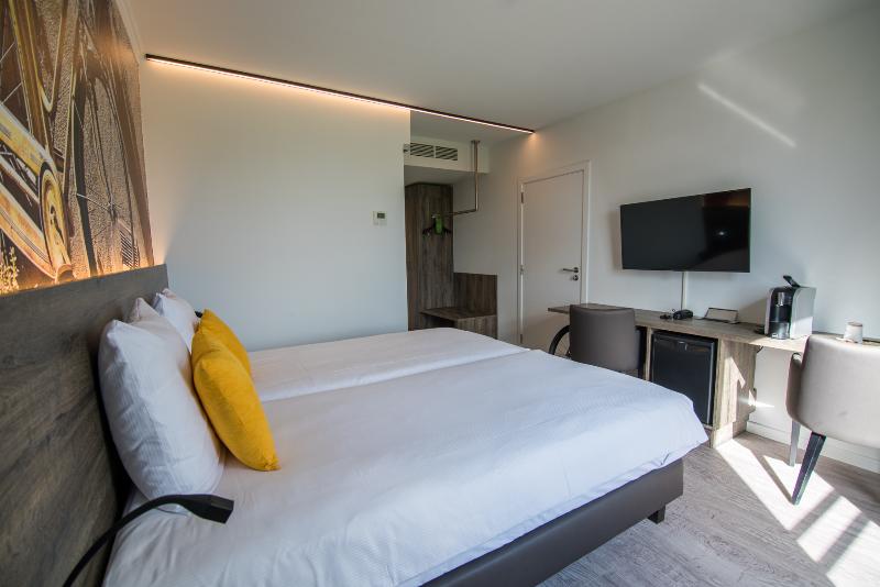 Номер Комфорт, Velotel Brugge