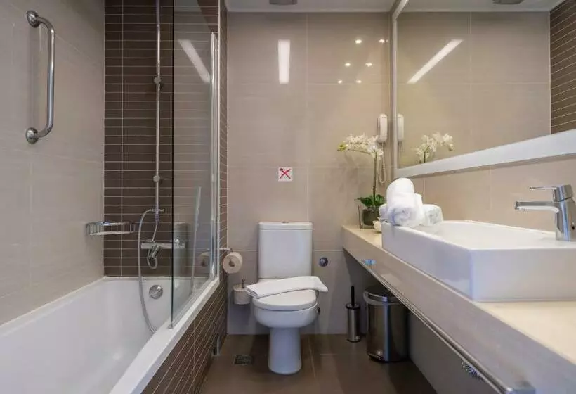 اتاق استاندارد, Art Hotel Debono