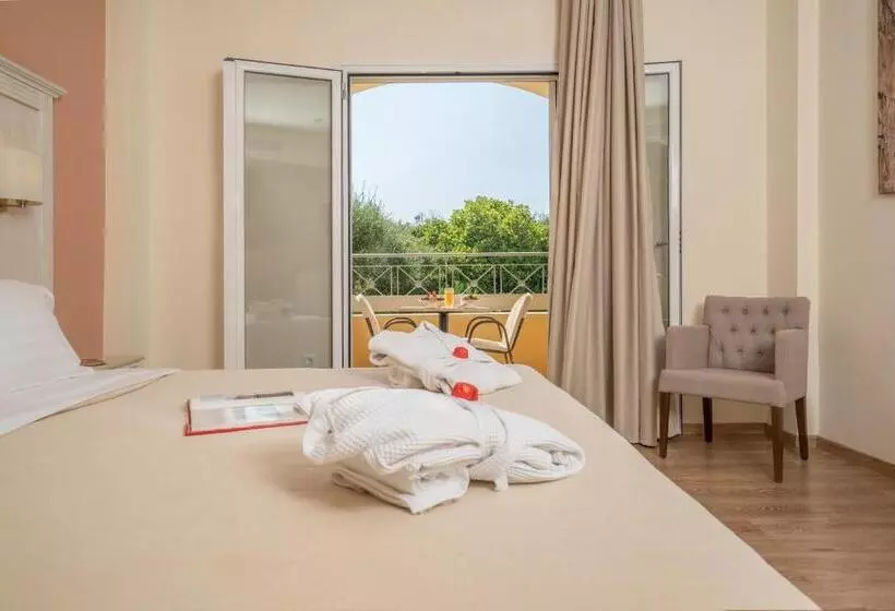 اتاق استاندارد, Art Hotel Debono