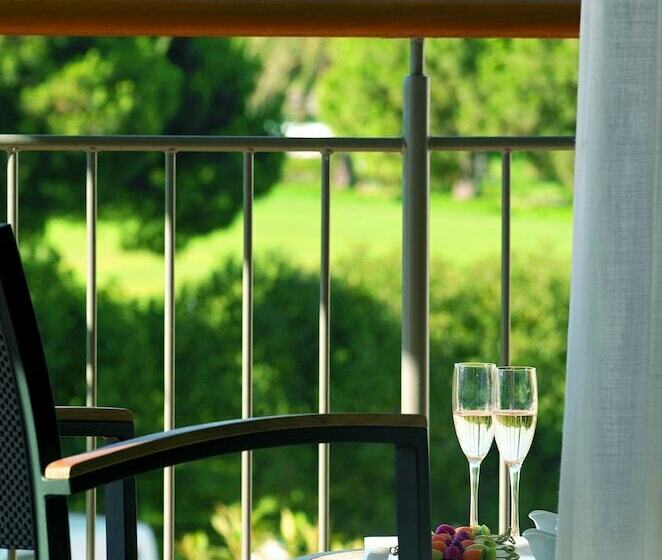Люкс Повышенной Комфортности, As Cascatas Golf Resort & Spa