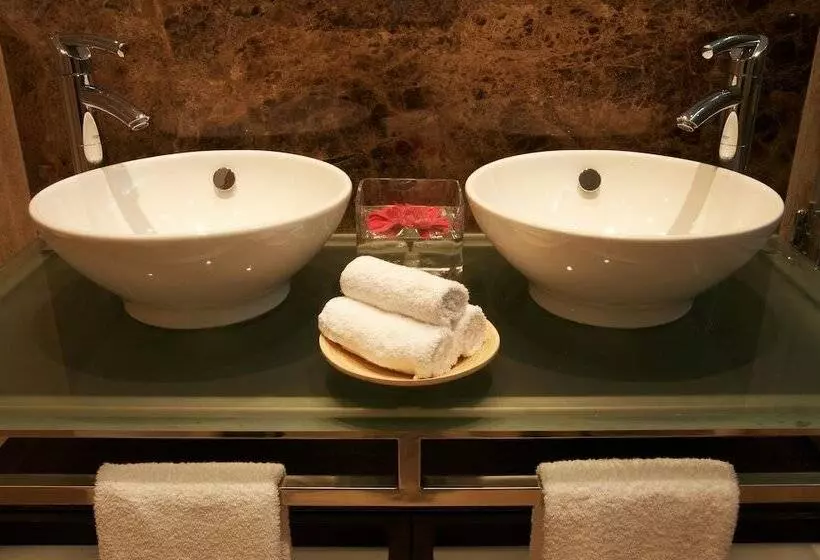 デラックススイート, As Cascatas Golf Resort & Spa