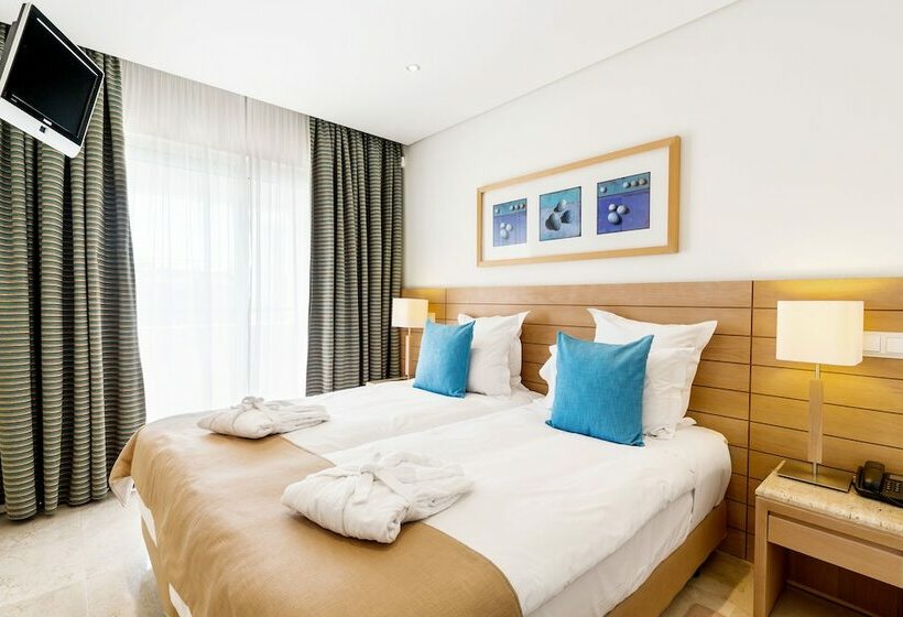 Люкс Deluxe 2 Спальни, As Cascatas Golf Resort & Spa