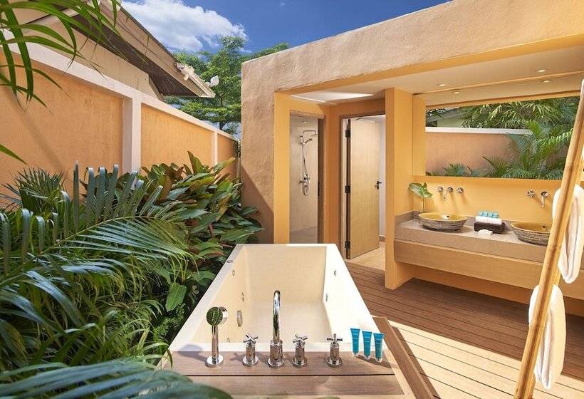 וילה בת 2 חדרי שינה, Amari Vogue Krabi