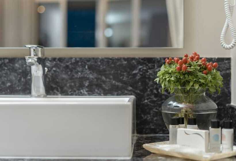 Бунгало Стандарт, Art Hotel Debono