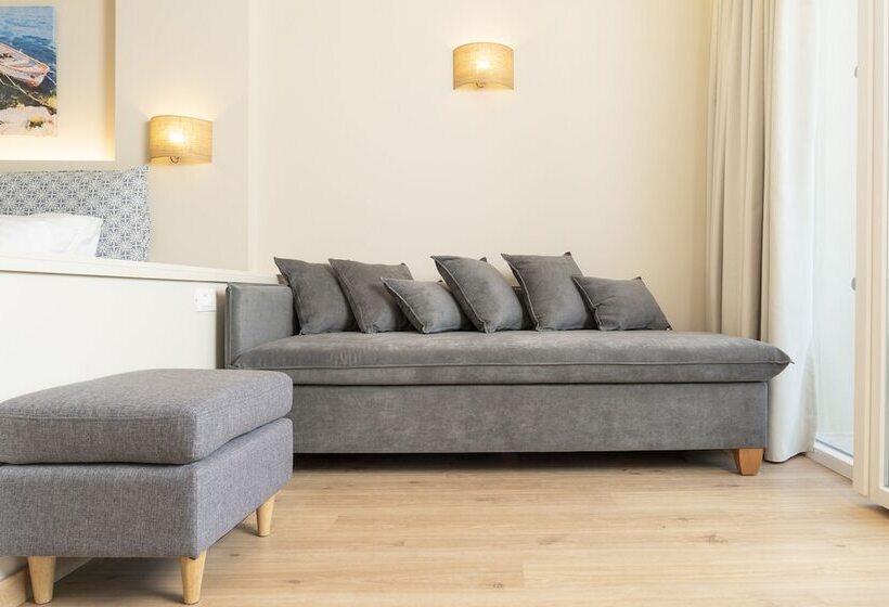 Бунгало Стандарт, Art Hotel Debono