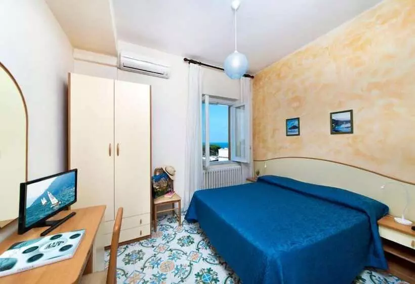 オーシャンビュースタンダードルーム, Casa Di Meglio