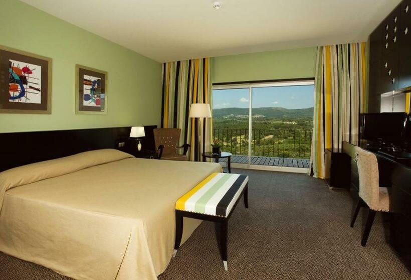 Номер Deluxe, Casino Chaves