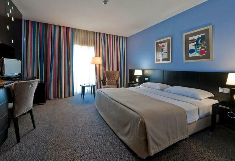 豪华房间, Casino Chaves