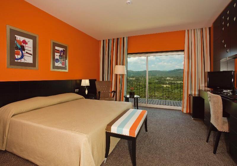 标准间, Casino Chaves