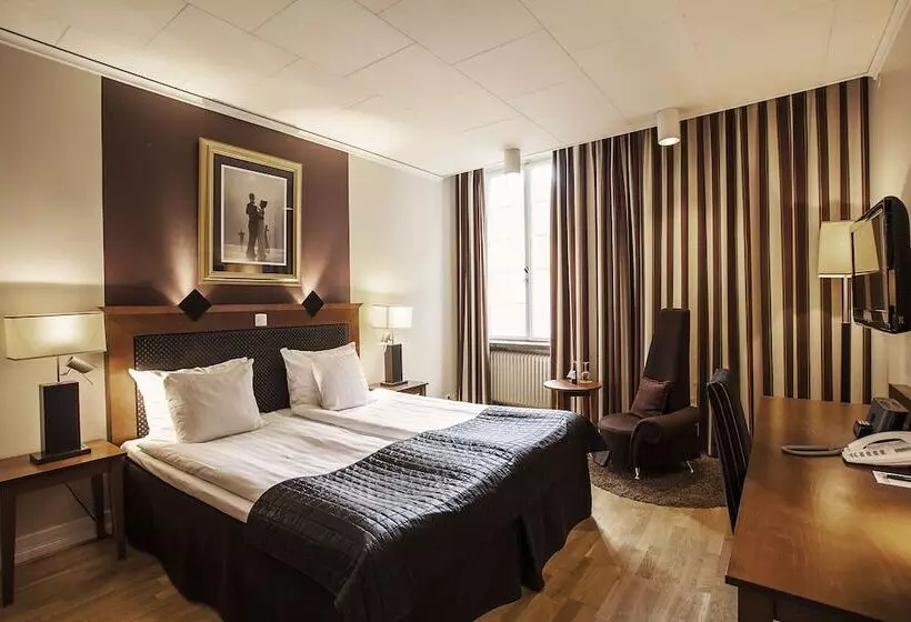 اتاق استاندارد, Clarion Grand