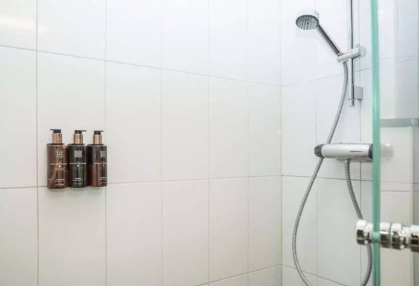 اتاق استاندارد, Clarion Grand