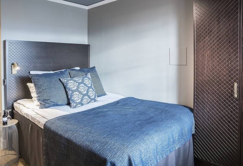 标准间, Clarion Grand