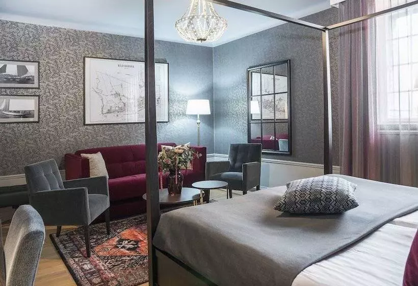 اتاق لوکس, Clarion Grand