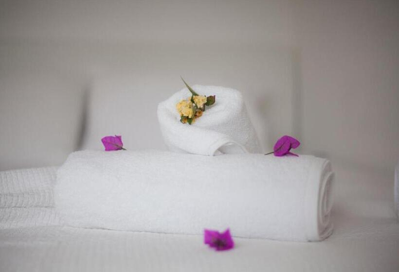 חדר סטנדרט פנימי, Ferah