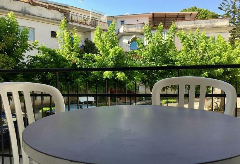 Апартаменты 1 Спальня с Балконом, Le Palme