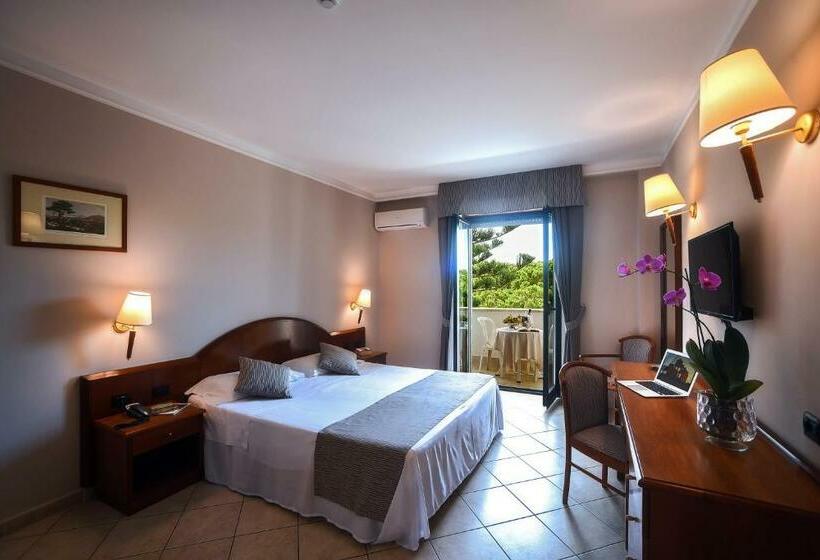 Номер Стандарт, Le Palme