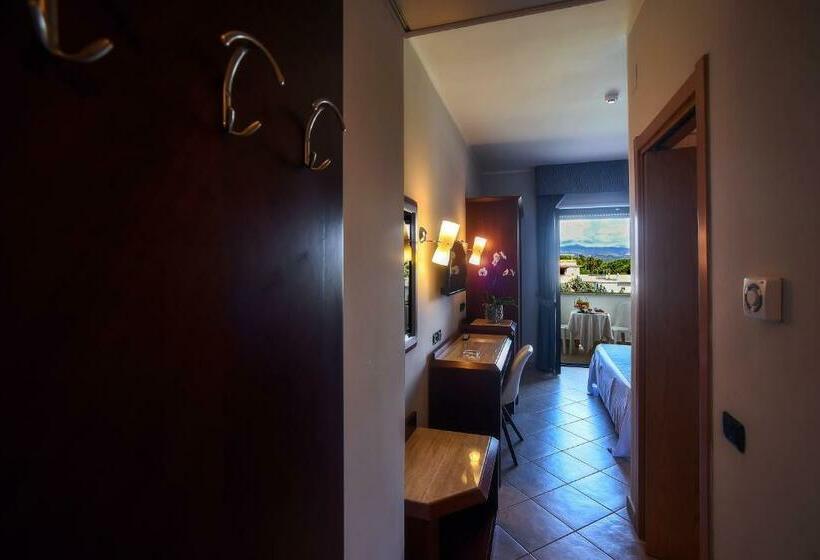 エコノミールーム, Le Palme