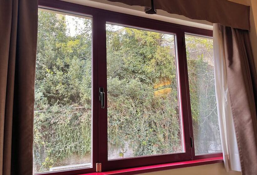 غرفة قياسية, Lovere Resort & Spa