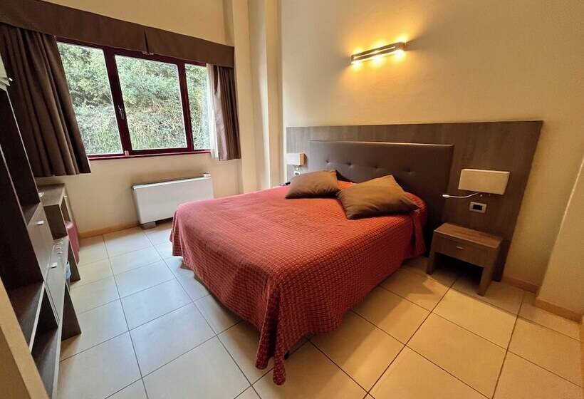 غرفة قياسية, Lovere Resort & Spa