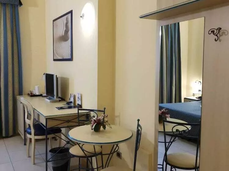 スタンダードトリプルルーム, Lovere Resort & Spa
