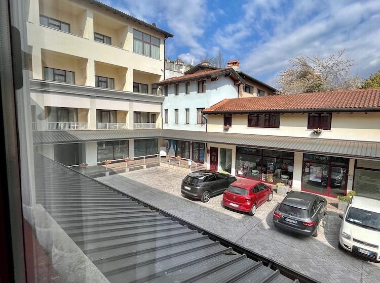 غرفة قياسية, Lovere Resort & Spa