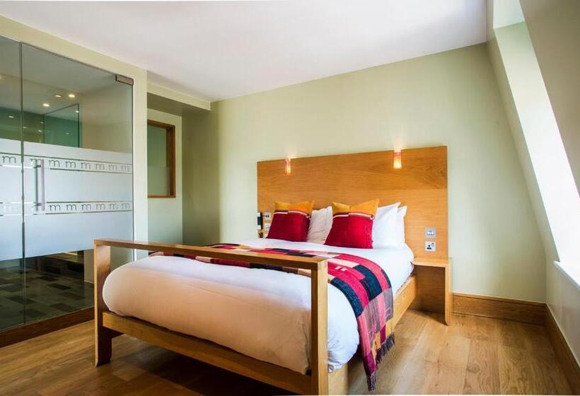 Номер Стандарт, Megaro