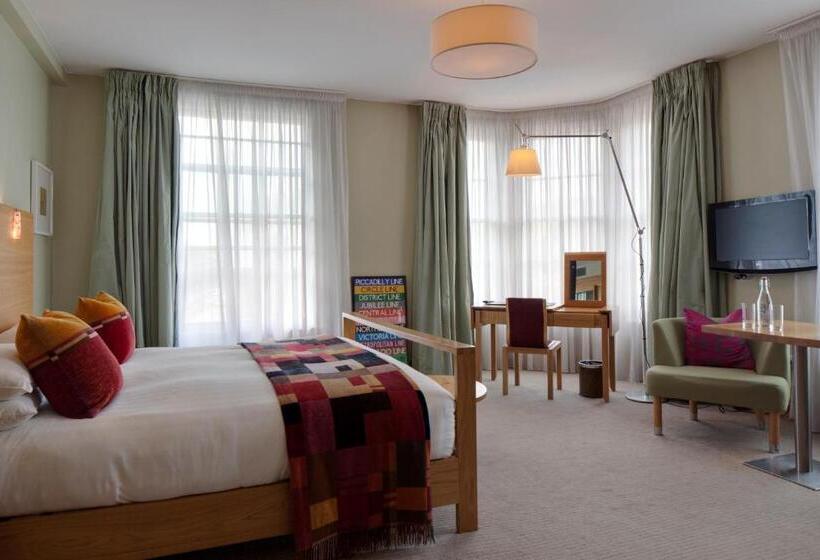 Номер Deluxe, Megaro