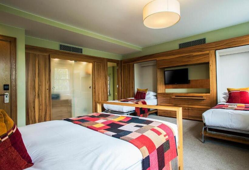 Полулюкс, Megaro