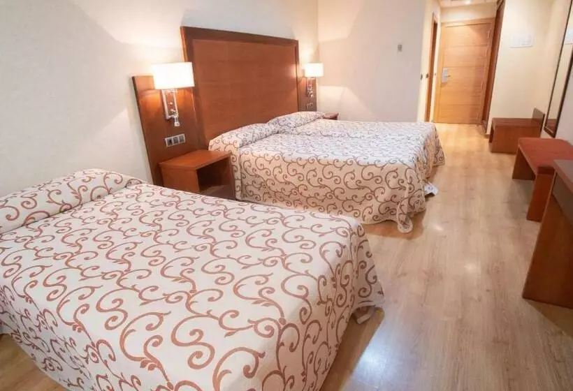 اتاق استاندارد سه نفره, Bluesea Calabahia