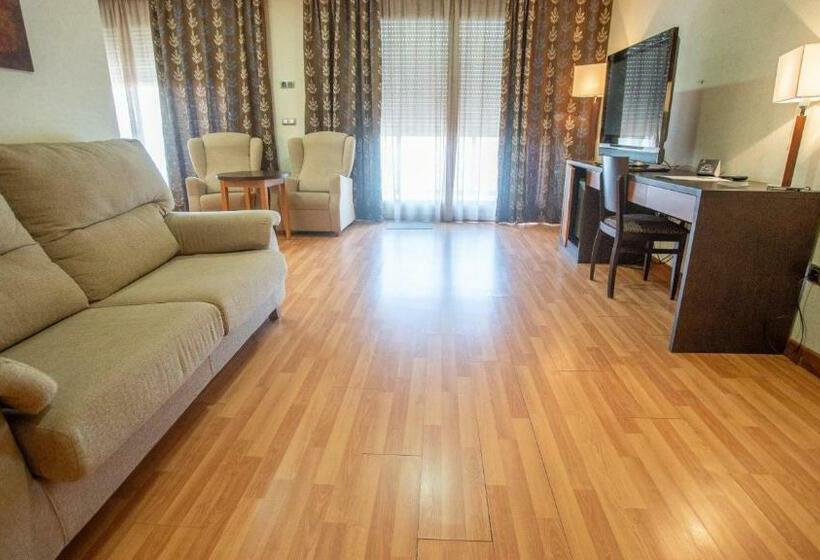 اتاق خانوادگی, Moon Dreams Calabahia