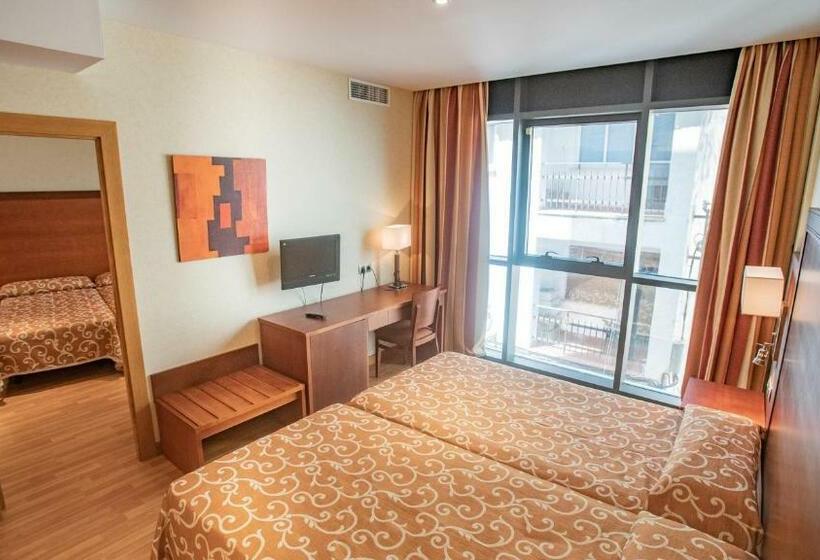 اتاق استاندارد چهار تخته, Moon Dreams Calabahia